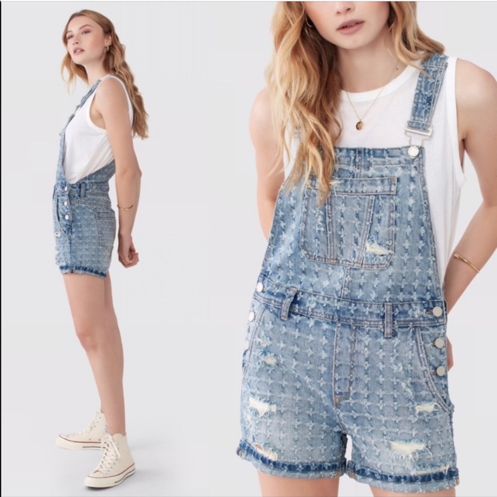 NWT Blank nyc distressed punched short overalls